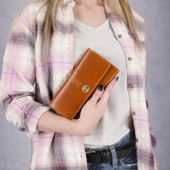 Timberland Women's RFID NWT Cognac/Brown Leather Flap Wallet Clutch Organizer - Picture 4 of 11